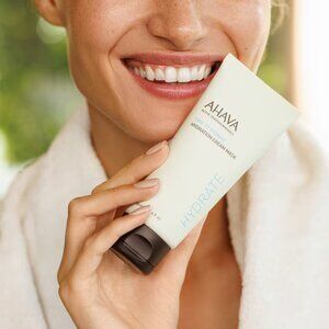 AHAVA Hydrate Cream Mask in Pale Mint and Brown